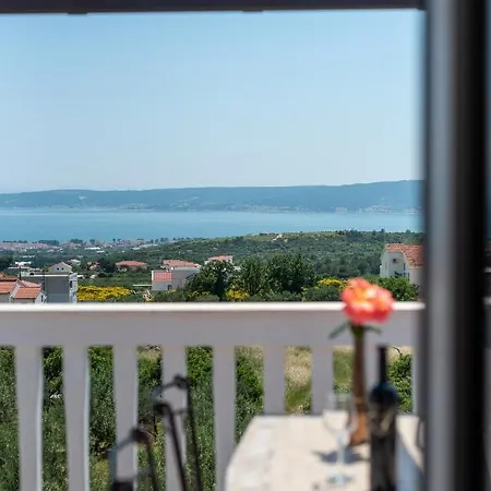 Apartment Dobrila Kastel Novi